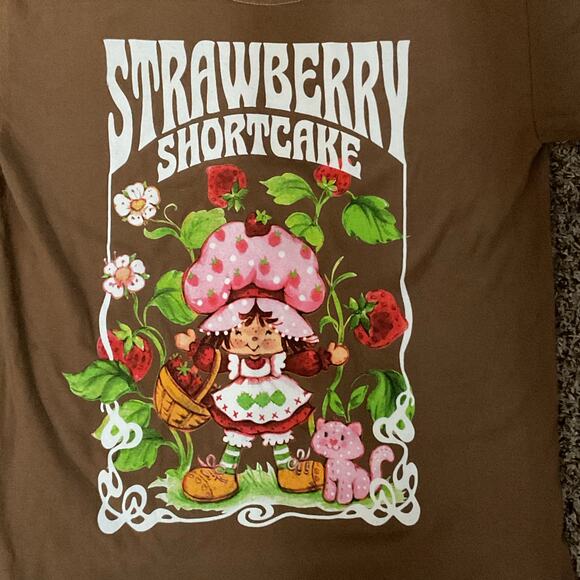 Vintage Strawberry Shortcake Graphic T-Shirt XS • Brown • Made in Mexico - Picture 6 of 7